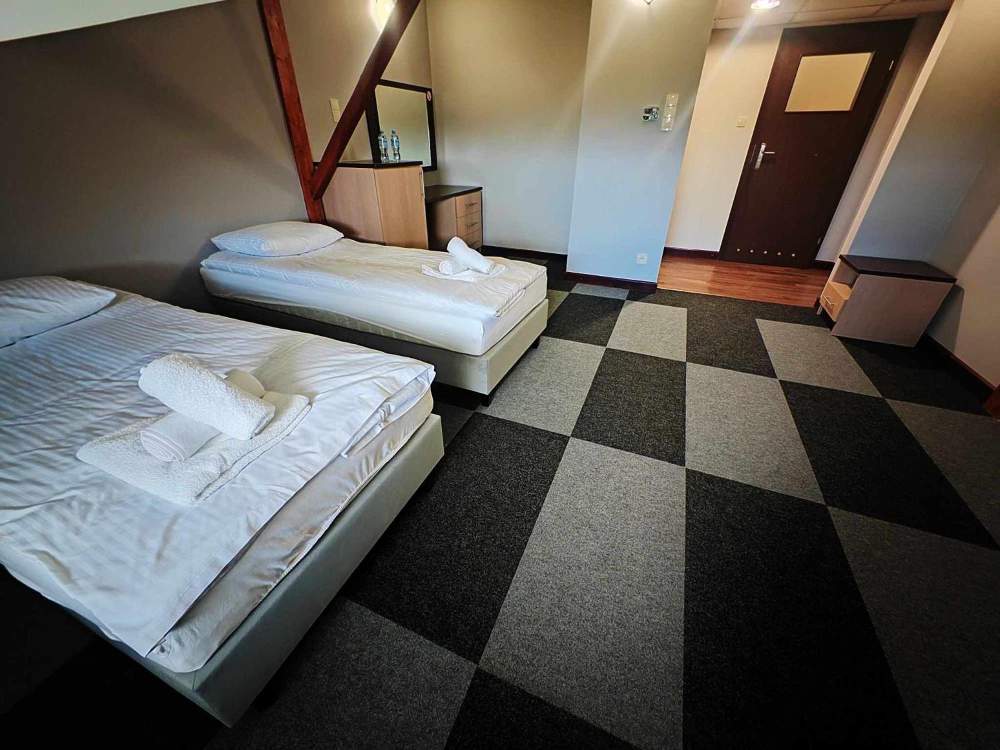 Maka I Magia Obiady Domowe Hotel Замбрув Экстерьер фото